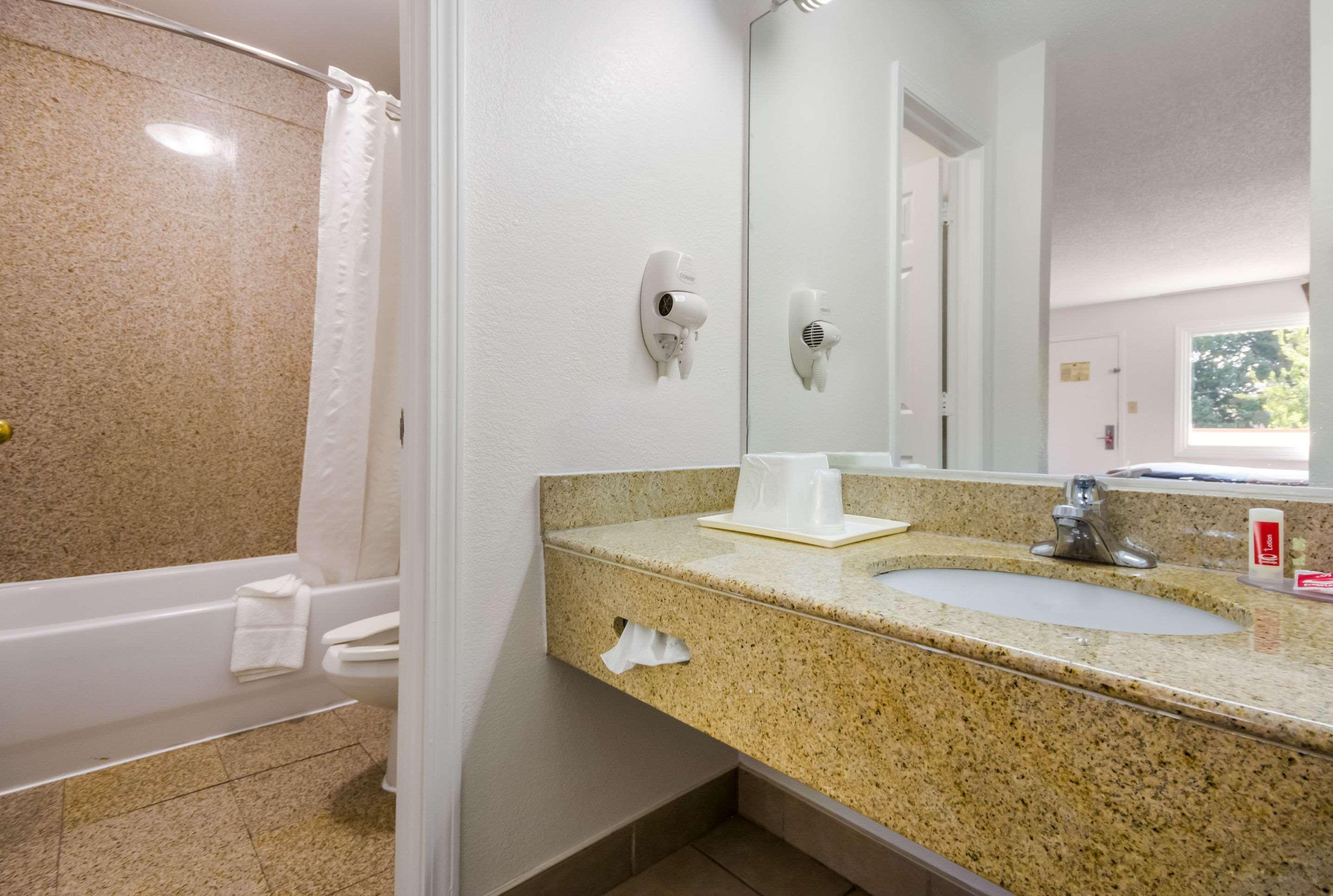 Econo Lodge Little Creek Norfolk Luaran gambar